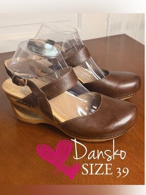 Dansko Brown Leather Slingback Wedge Clogs – Size 39